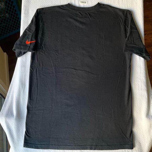 Nike & NFL Men’s Short Sleeve T-shirt Size M, Black, Browns Just Do It - Picture 7 of 7